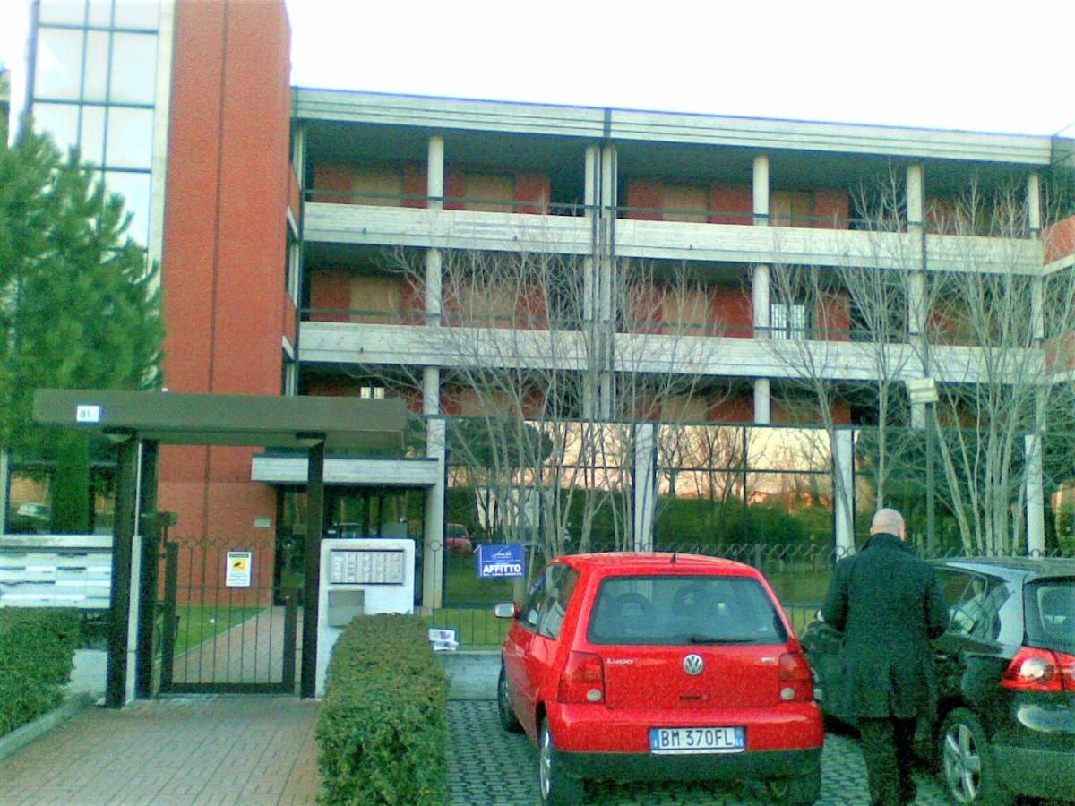 Casa Gisela Lejlighed Desenzano del Garda Eksteriør billede
